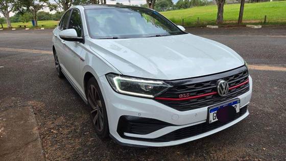 VOLKSWAGEN JETTA 2.0 350 TSI GASOLINA GLI DSG